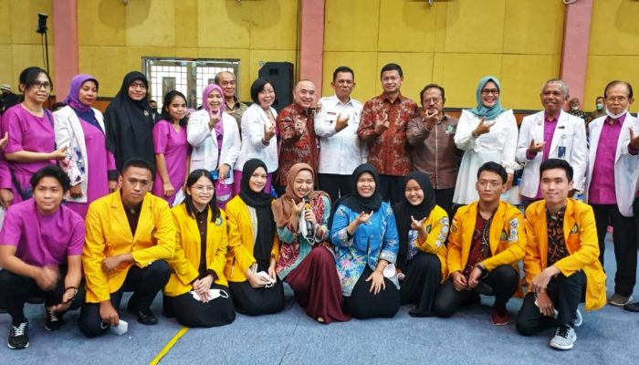 Hadiri  Yudisium Dan Sumpah Dokter,Ansar : Berikan Pengabdian Terbaik  Bagi Masyarakat  Kepri