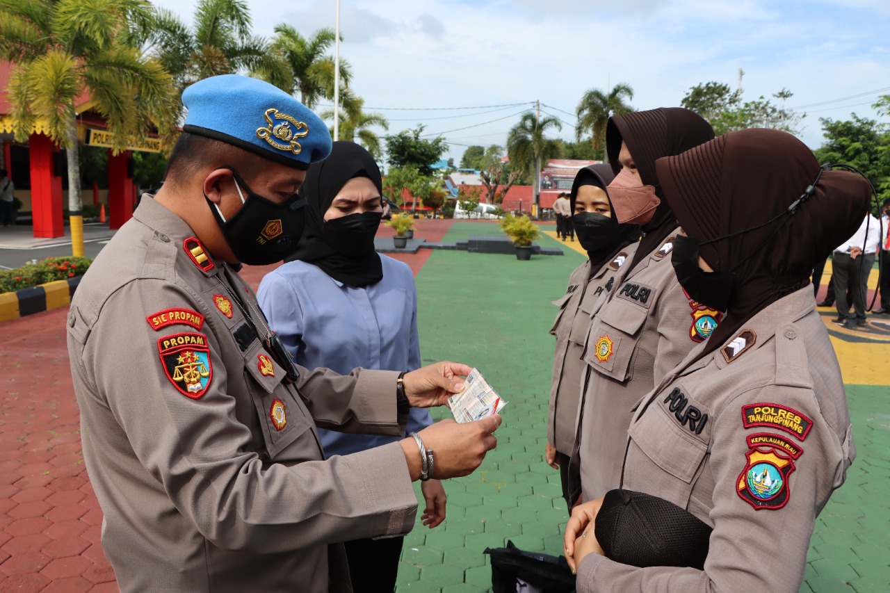 Polres Tanjungpinang Cek Urine Personel Secara Acak