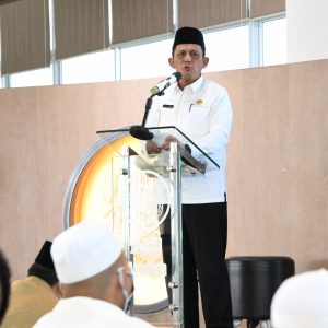 Menpar & Ekraf RI Bersama Gubernur Kepri Shalat Jumat di Masjid Jabal Arafah Batam