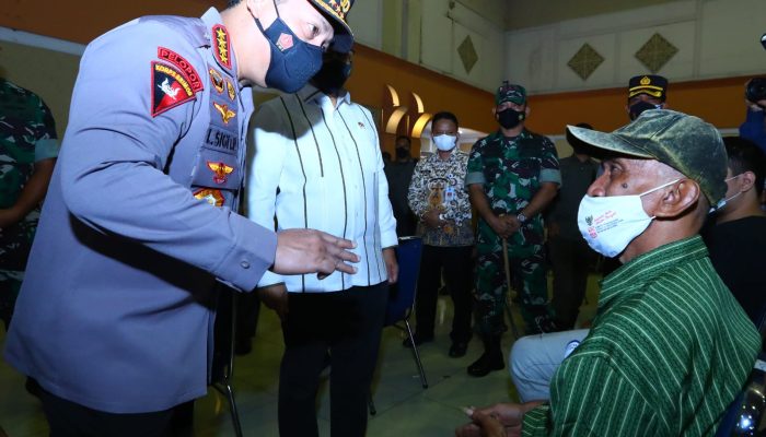 Cegah Omicron, Kapolri Minta Percepatan Booster Hingga Akselerasi Vaksinasi Lansia-Anak