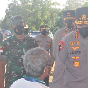 Vaksinasi Massal, Brigjen Jimmy Dampingi Kapolri Kunker Di Kepri