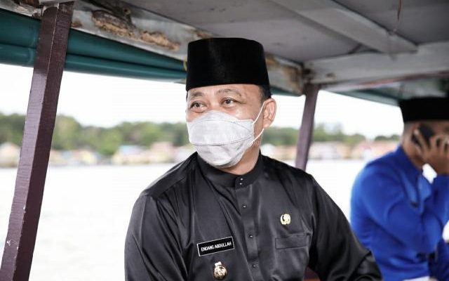 Endang Abdullah Paparkan Mobil Dinasnya Angkut Korban Laka