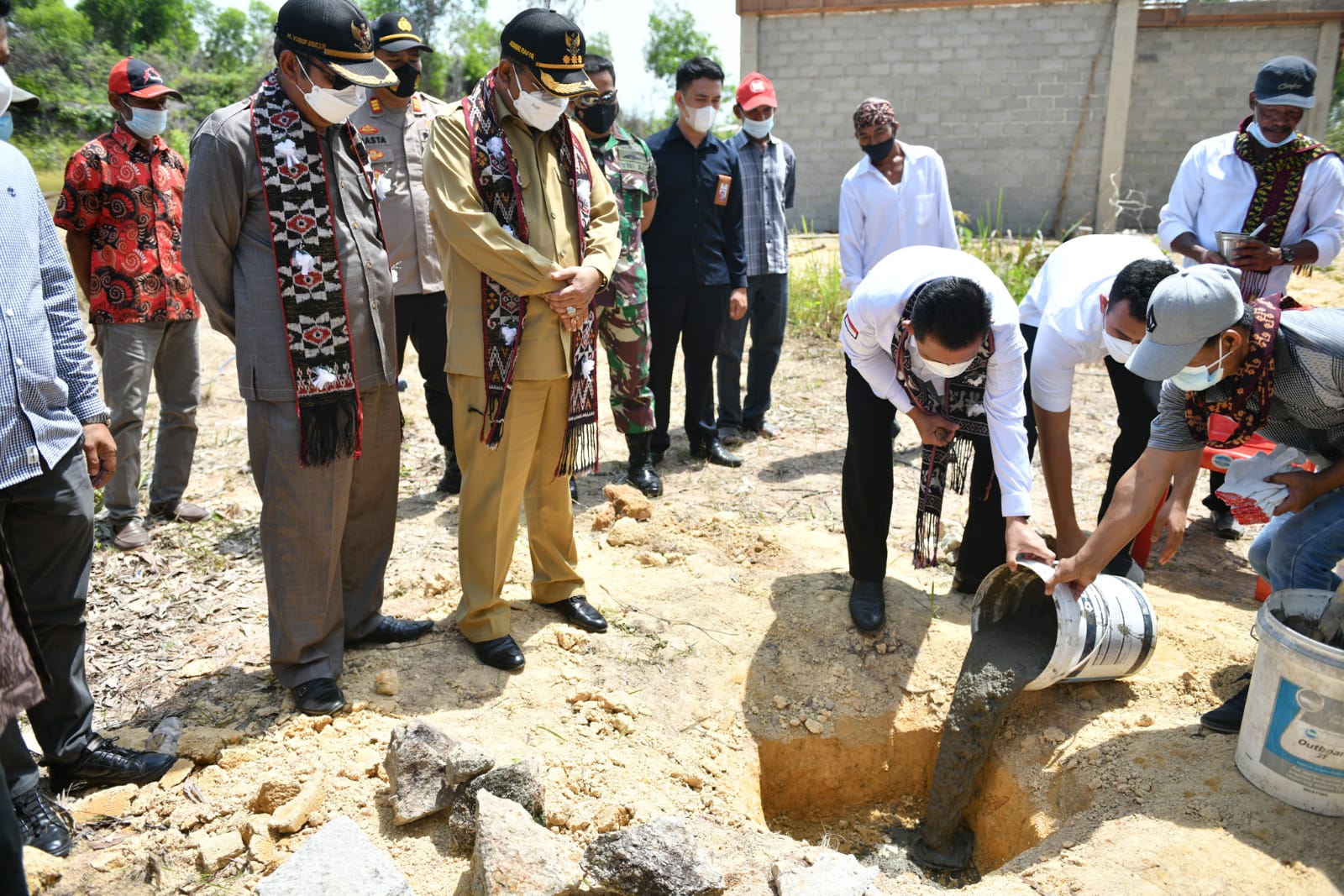 Gubernur Ansar Kukuhkan Pengurus Flobamorata Karimun