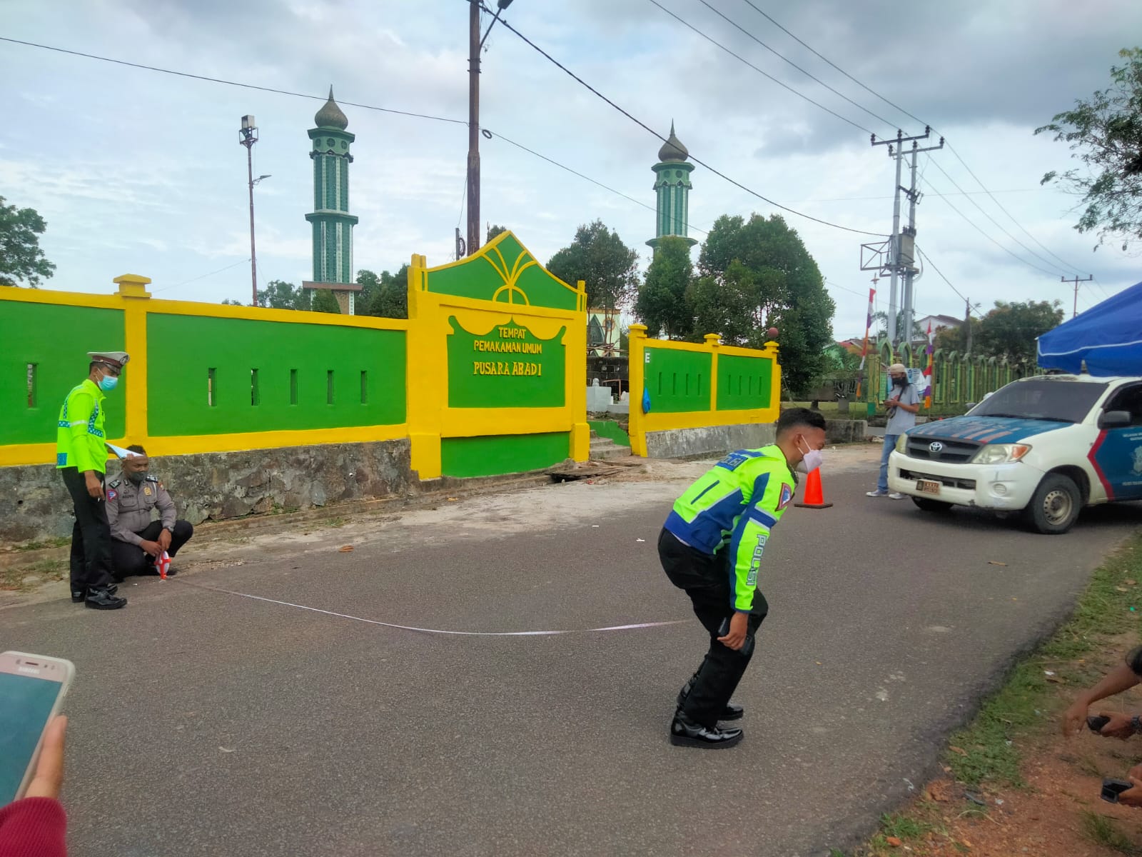 Polres Tanjungpinang Gelar Olah TKP Lakalantas Di Km 7 Tanjungpinang