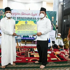 Selesaikan Interior, Masjid Al Uswah Tanjungpinang Terima Bantuan Rp920 Juta