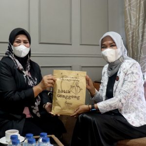 Dewi Ansar Jadi Narsum di Acara Talk Show Bahas Soal Kanker