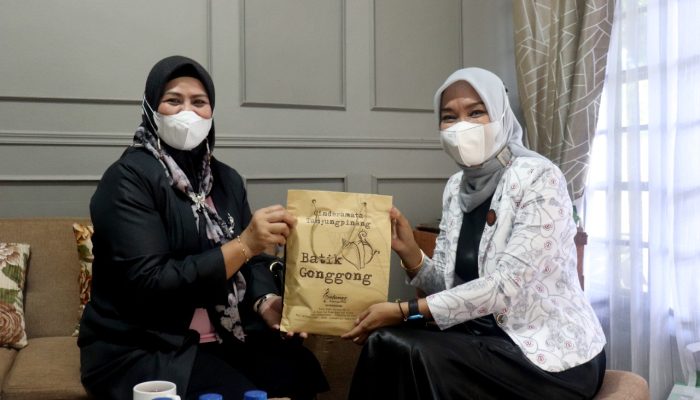 Dewi Ansar Jadi Narsum di Acara Talk Show Bahas Soal Kanker