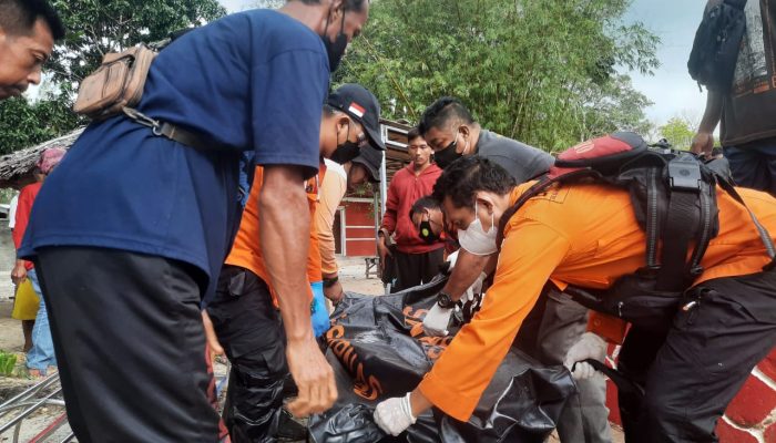 Jaring Ikan, 1 Nelayan Tanjung Siambang Meninggal Dan 1 Orang Dalam Pencarian