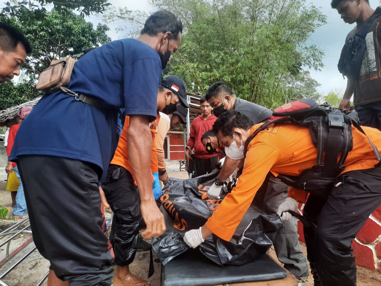 Jaring Ikan, 1 Nelayan Tanjung Siambang Meninggal Dan 1 Orang Dalam Pencarian