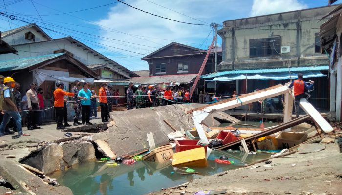 Penjual Ikan Segar Tidak Bisa Berjualan Lagi Di Pasar Ikan