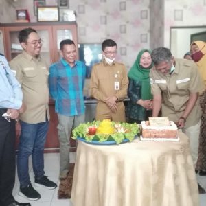 HUT SMSI Ke-5 Bertabur Papan Bunga, Ini Pesan Gubernur Kepri