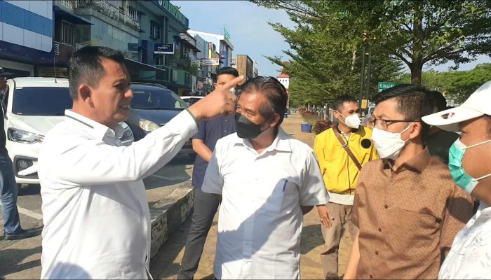 Gubernur Kepri Pastikan Jalan Simpang Kara – Underpas Terowongan Pelita Segera di Aspal
