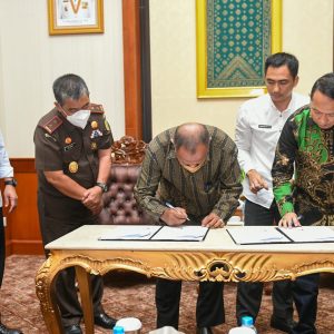 Gubernur Ansar Libatkan Kejati Kepri Awasi Pengerjaan Proyek Pembangunan
