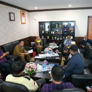 Gubernur Ansar Harapkan APDESI Fokus Majukan Desa