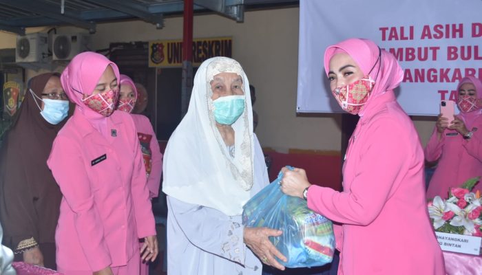Sambut Ramadhan, Bhayangkari Cabang Bintan Lakukan Bakti Sosial