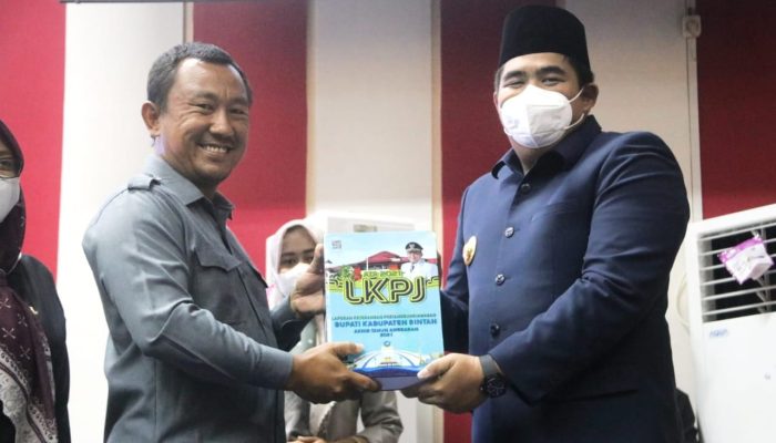 Penyampaian LKPJ Plt Bupati Bintan, Realisasi Investasi 2021 Capai Rp22,2 Triliun 