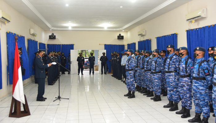 Lanud RHF Laksanakan Upacara HUT TNI AU Ke-76