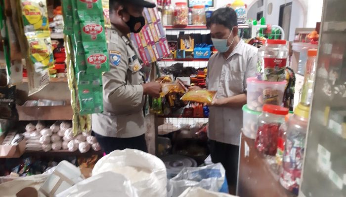 Bhabinkamtibmas Polsek Tanjungpinang Timur Cek Ketersediaan Migor