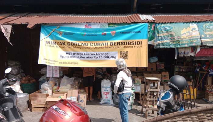 Warga Tanjungpinang Bisa Beli Migor Curah Di Toko Berspanduk “Migor Curah Bersubsidi”