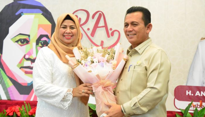 Hari Kartini ke-144, Gubernur Ansar Berikan Penghargaan Kepada 7 ‘Kartini’ Di Kepri