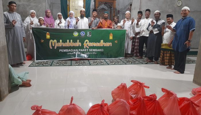 Mahabbah Ramadhan 1443 H, KAHMI Kepri Bagikan Sembako Untuk Masyarakat