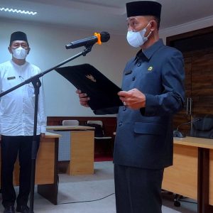Adi Prihantara Lantik 8 Pejabat Fungsional