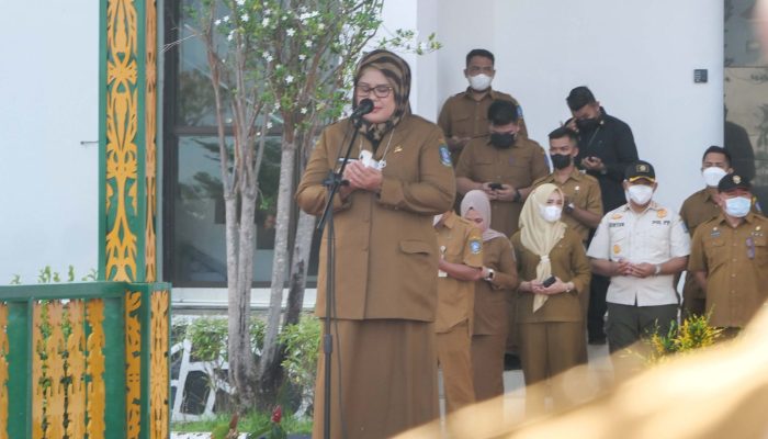 Wagub Marlin Pimpin Apel Pagi ASN Usai Libur Lebaran 