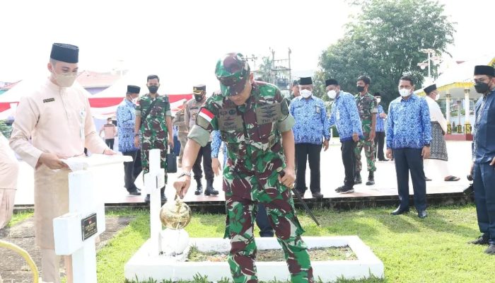 Danlanud RHF Hadiri Upacara dan Ziarah Peringatan Harkitnas