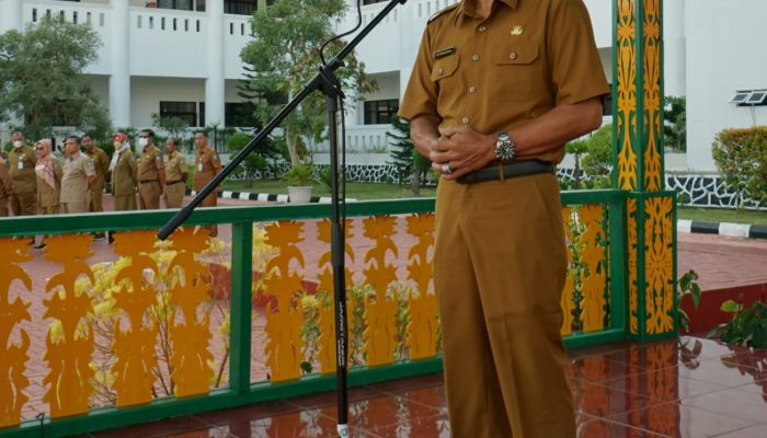 Pimpin Apel, Sekdaprov Adi Tegaskan Pegawai, PTT dan THL Pelayan Publik