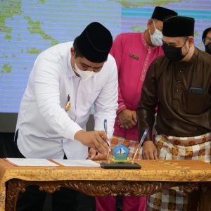 Pemkab Bintan Tandatangani MoU Bersama 5 Perguruan Tinggi Di Pulau Bintan