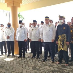 Airlangga Hartarto Kunker Batam, Resmikan Masjid Tanjak Dan Peletakan Batu Pertama Bandara Hang Nadim II
