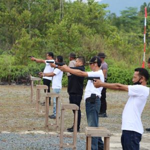 Febriansyah Rebut Juara Lomba Shooting Competition Di Polres Bintan 