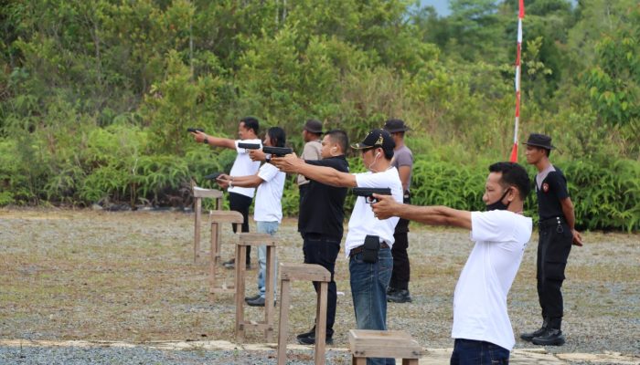 Febriansyah Rebut Juara Lomba Shooting Competition Di Polres Bintan 