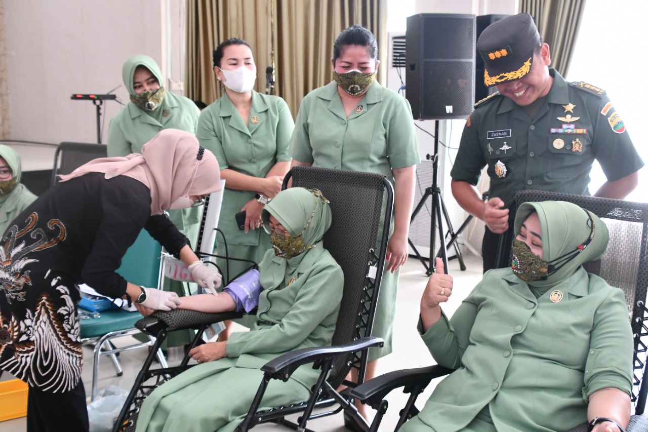 HUT Kodam I/Bukit Barisan Ke-72, Korem 033/WP Gelar Donor Darah 