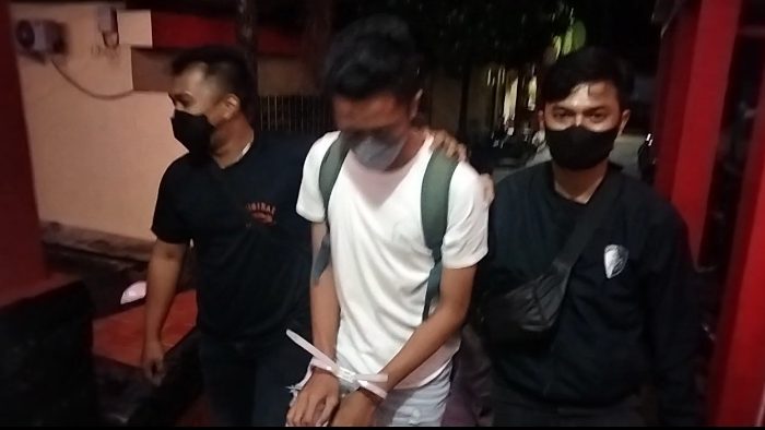 Uang Hasil Curian Emas Untuk Berfoya Foya Di Bali