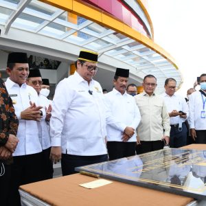 Menko Airlangga Yakin Masjid Tanjak Batam Jadi Ikon Batam dan Kepri