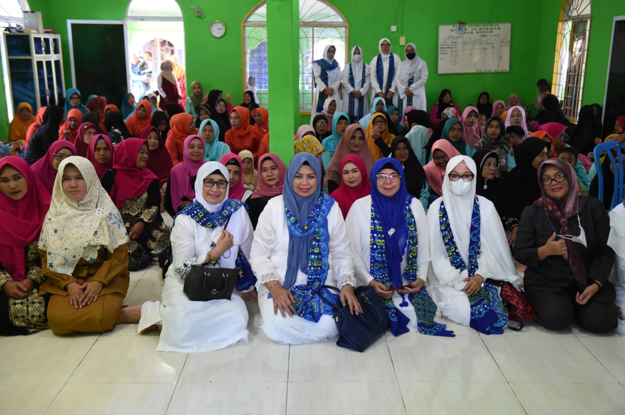 Ketua BKMT Kepri Hadiri Pengajian Akbar Desa Penaga