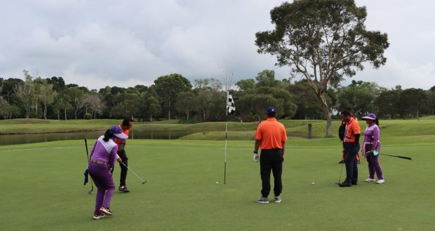 Turnamen Golf Semarakkan HUT Bhayangkara Ke-76 Di Bintan 