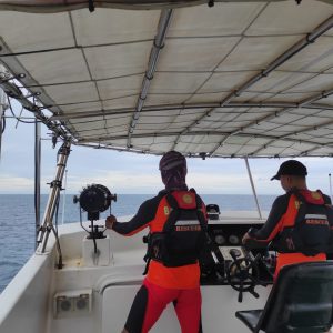 KM Pasifik Terbalik Di Pulau Mapur, 1 Penumpang Dalam Pencarian