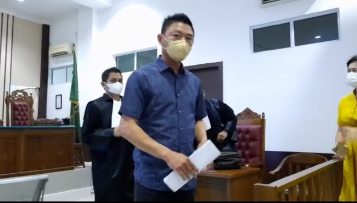 Tindak Pidana Luar Biasa,Hakim Penjarakan Fredy Yohanes
