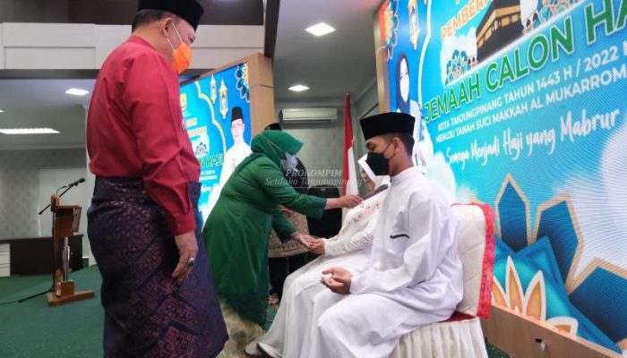 Rahma Lepas 93 Jamaah Calon Haji Kota Tanjungpinang