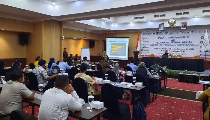 Cegah Disinformasi, AMSI Kepri Gelar Pelatihan Literasi Berita