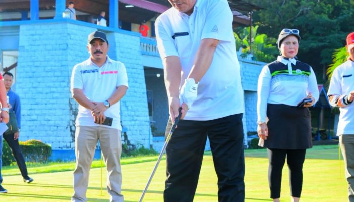 Gubernur Ansar Buka Turnamen Golf Gubernur Kepri Cup 2022