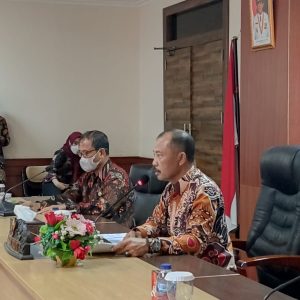 Sekdaprov Adi Himbau Penjabat Pimpinan Tinggi Pratama dan Administrator Berikan Evidence Kinerja