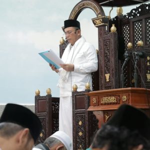 Gubernur Ansar Khatib Idul Adha di Masjid Jami’Baiturrahim Tarempa