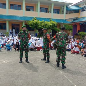 Koramil 01/0315 Tanjungpinang Berikan Materi PBB Siswa Baru SMPN 1