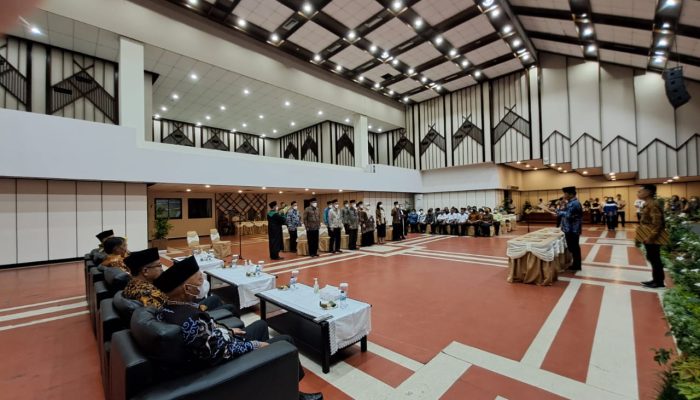 Alex Sumarna, SH, MH Dilantik Jadi Kepala Biro Hukum dan Organisasi BP Batam