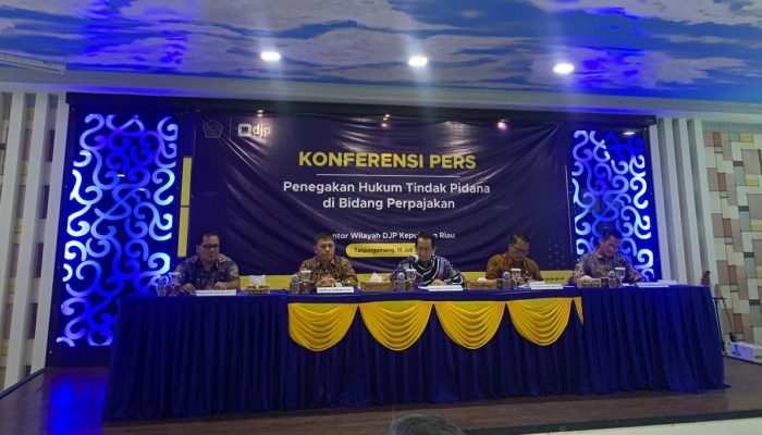Kanwil DJP Kepri Limpahkan Tersangka Tindak Pidana Perpajakan Ke Kejati Kepri