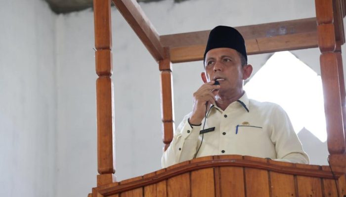 Khatib Solat Jum’at, Gubernur Ansar Paparkan Hakikat Penciptaan Manusia