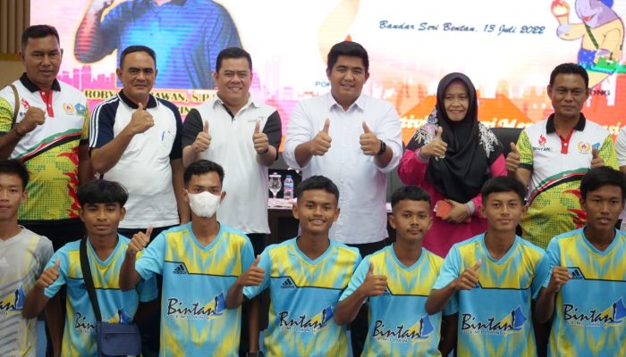 Roby Lepas 154 Putra-Putri Terbaik Bintan Ikuti Popda Kepri Ke VIII